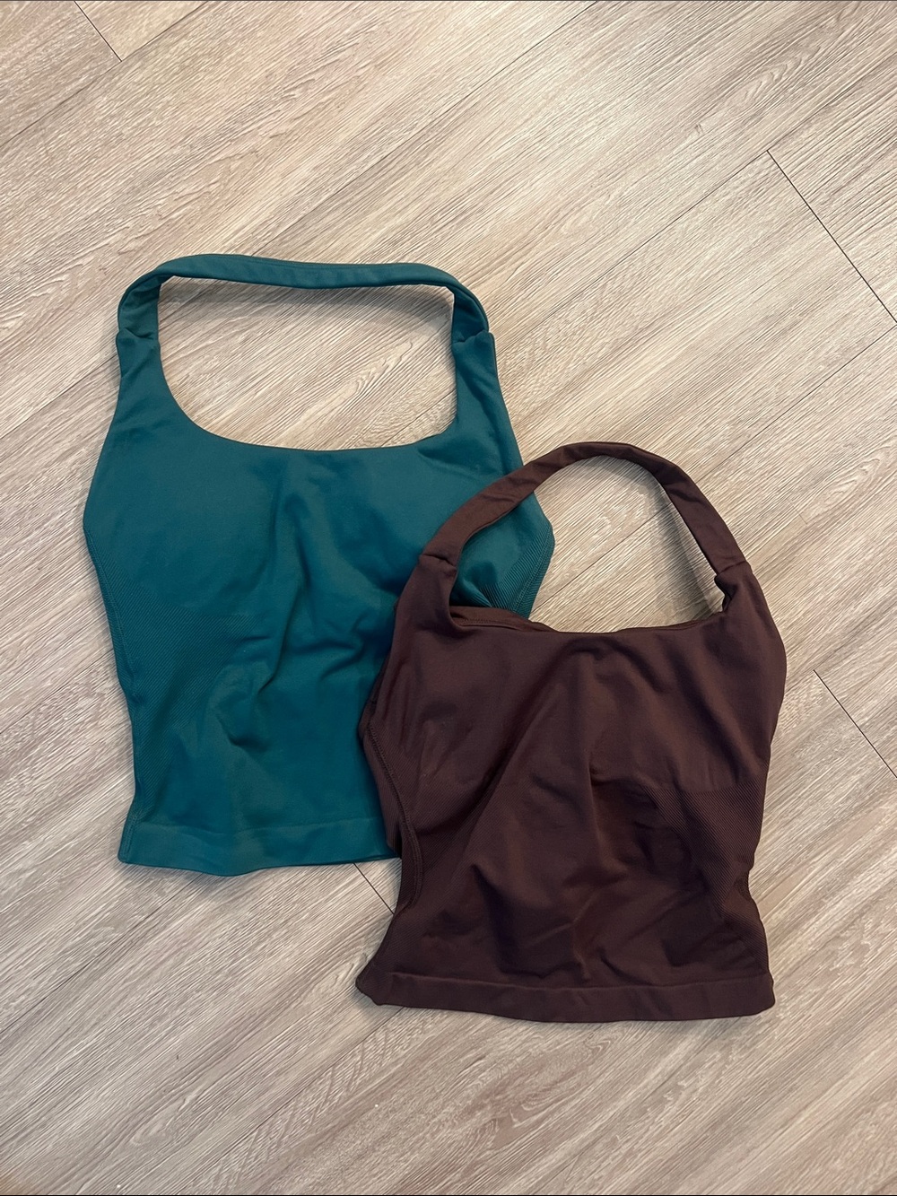 Activewear tank tops with built in bras